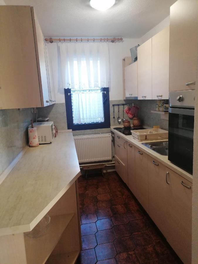 Apartment Villa Angelina, 70M From The Beach, Free Parking Novigrad Istria Eksteriør billede